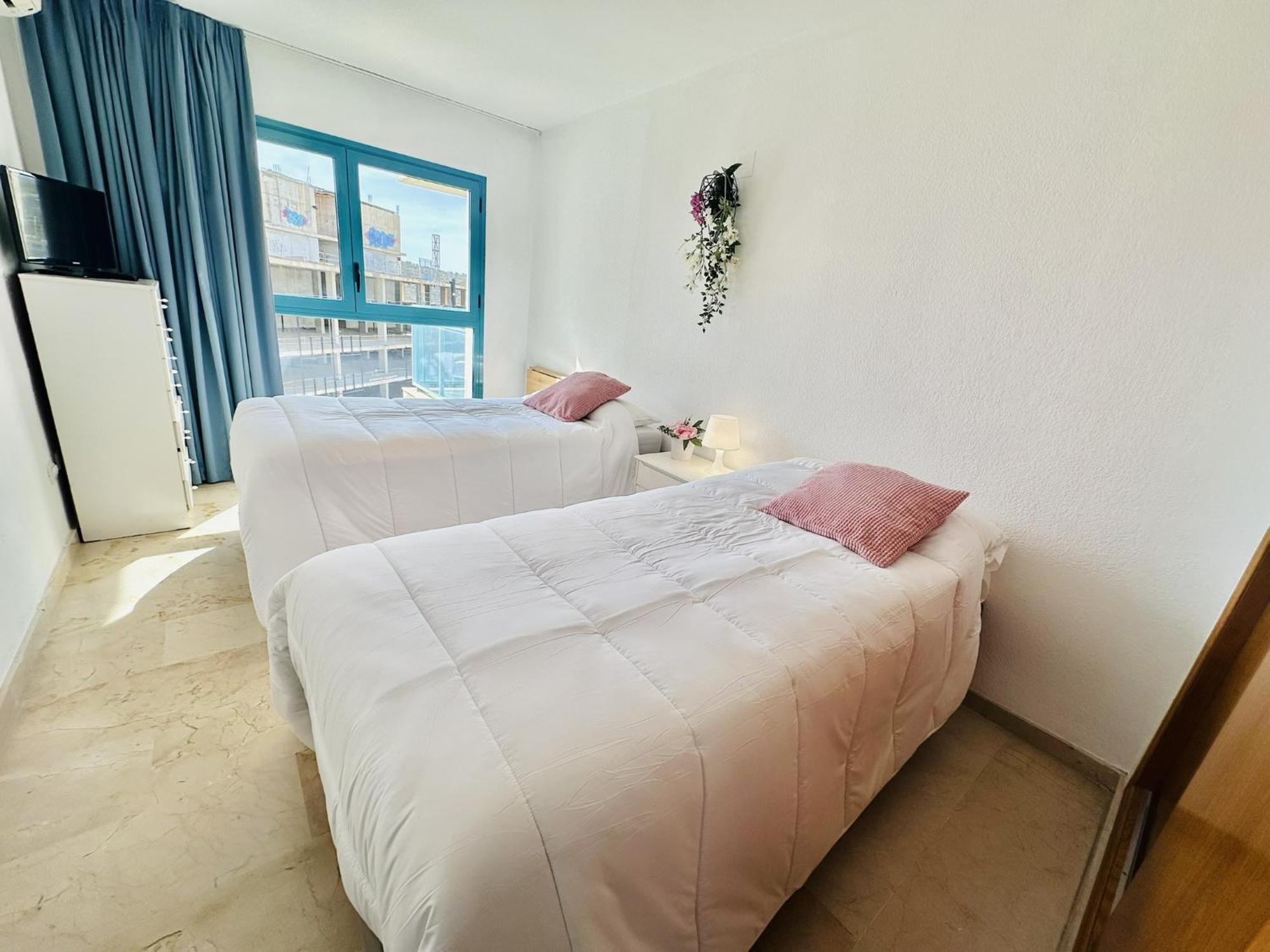 A897 - Atrium 3 - 2004 Finestrat * Villajoyosa